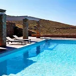 Vila Litharia, Enchanting Location And View