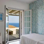 Litharia, Enchanting Location And View Vila Ioulis