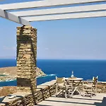 Vila Litharia, Enchanting Location And View