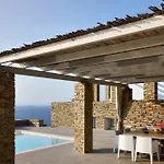Vila Litharia, Enchanting Location And View