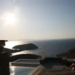 Litharia, Enchanting Location And View فيلة *