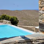 Litharia, Enchanting Location And View Ioulis