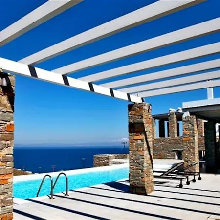 Litharia, Enchanting Location And View *