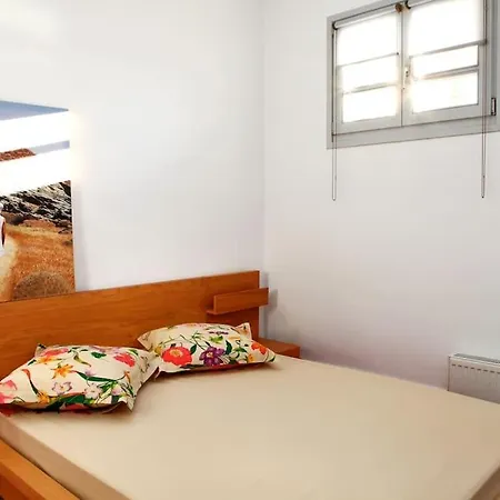Litharia, Enchanting Location And View Ioulis