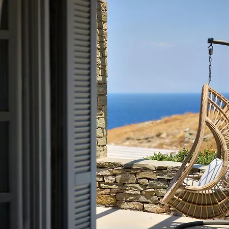Villa Litharia, Enchanting Location And View Ioulis