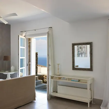 Villa Litharia, Enchanting Location And View *