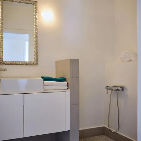 Villa Litharia, Enchanting Location And View *