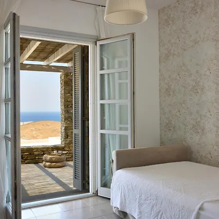 Villa Litharia, Enchanting Location And View Ioulis