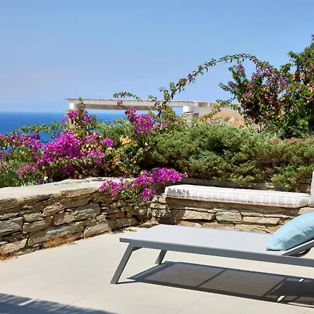 فيلة Litharia, Enchanting Location And View *