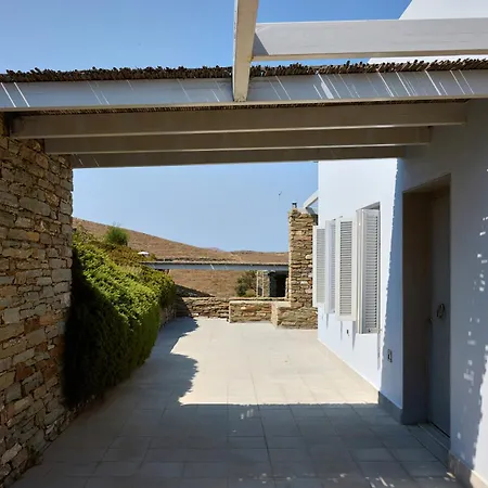 فيلة Litharia, Enchanting Location And View