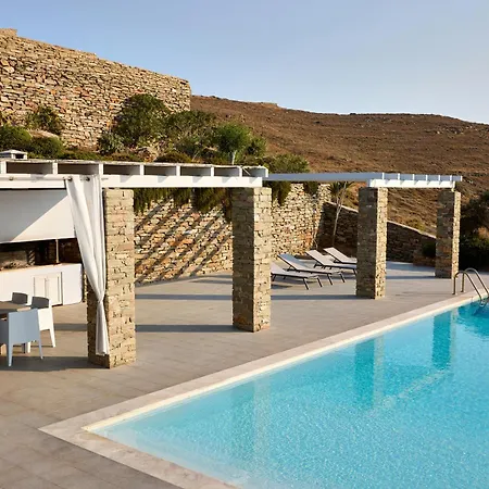 Litharia, Enchanting Location And View * Ioulis