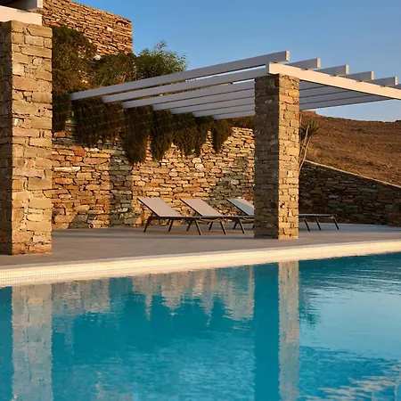 Litharia, Enchanting Location And View *