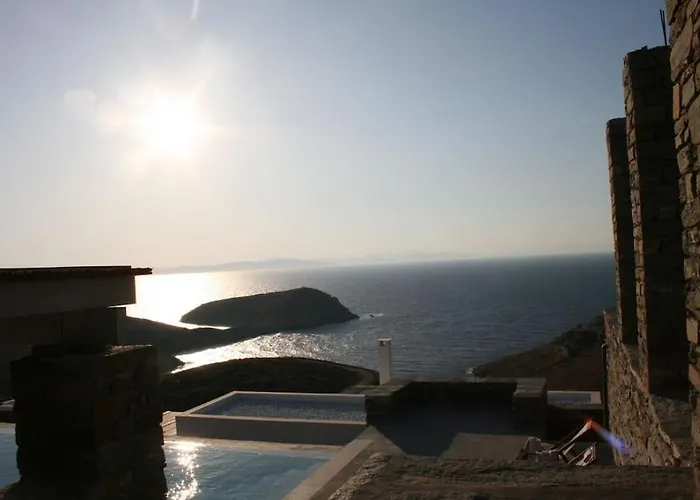 Litharia, Enchanting Location And View Villa *