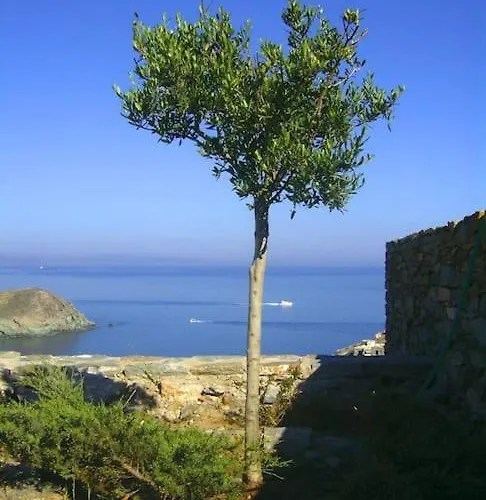 Litharia, Enchanting Location And View *