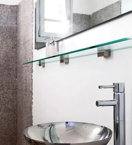 Litharia, Enchanting Location And View